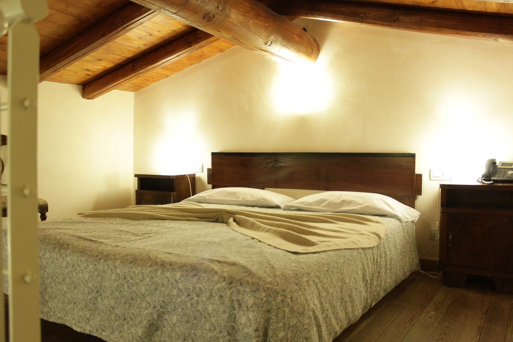 Agriturismo Villa Bissiniga Salo Luaran gambar